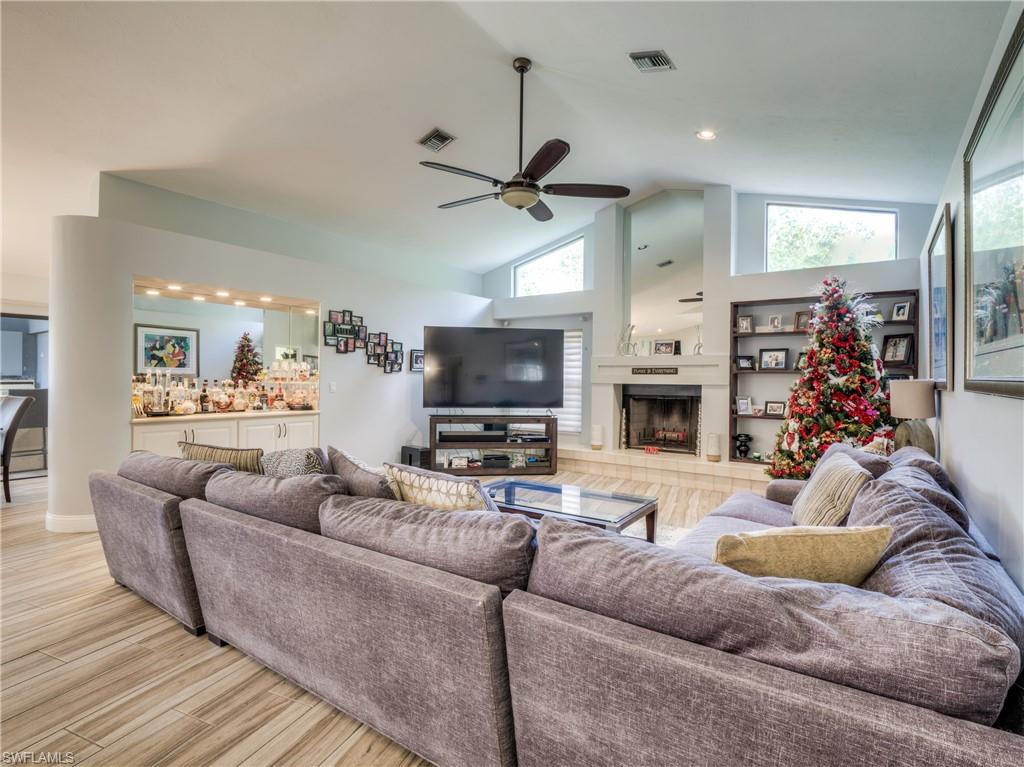 FIDDLESTICKS COUNTRY CLUB - Residential