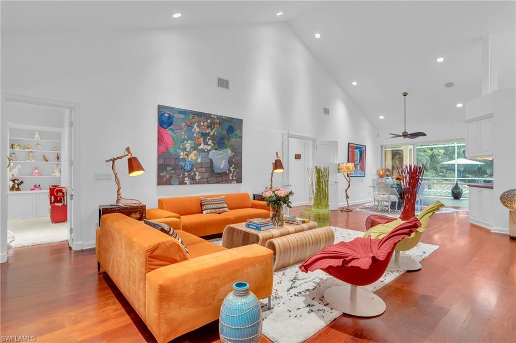 441 2nd AVE N