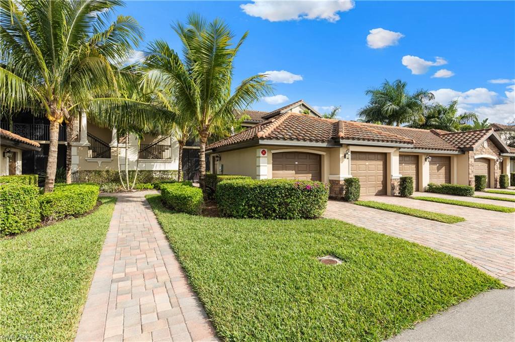 BONITA NATIONAL GOLF AND COUNTRY CLUB - Residential