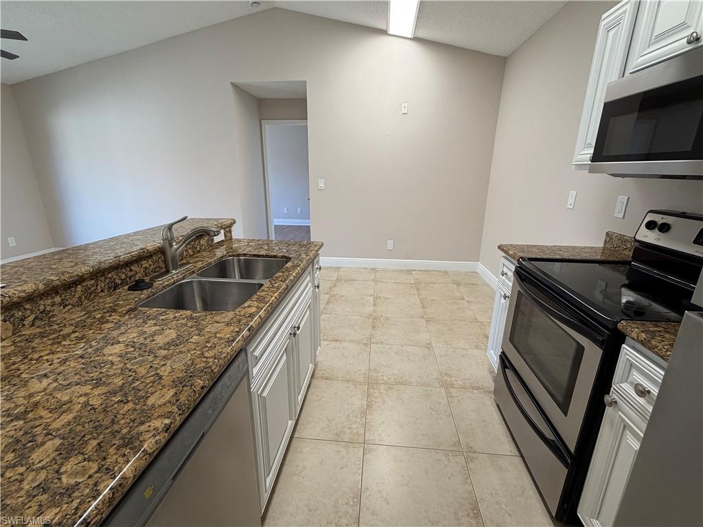 OASIS - Residential Lease