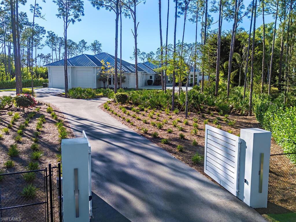 LIVINGSTON WOODS - Residential