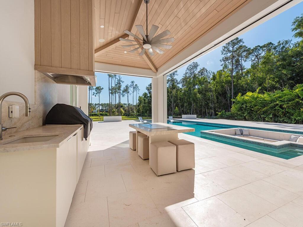 LIVINGSTON WOODS - Residential