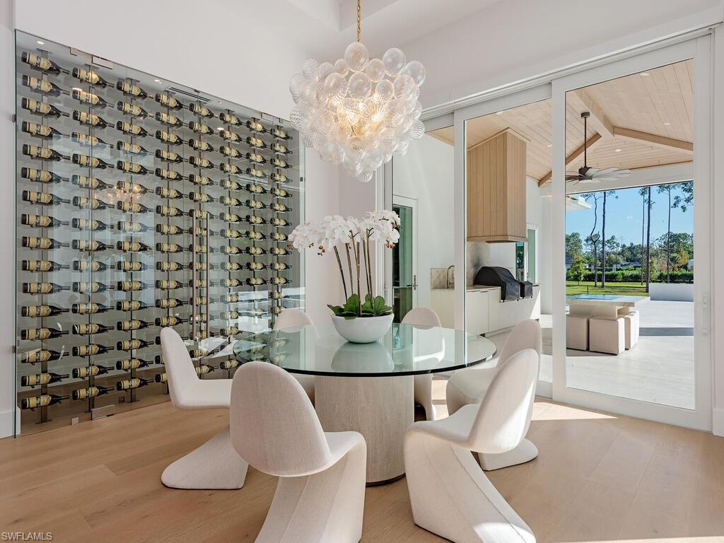 LIVINGSTON WOODS - Residential