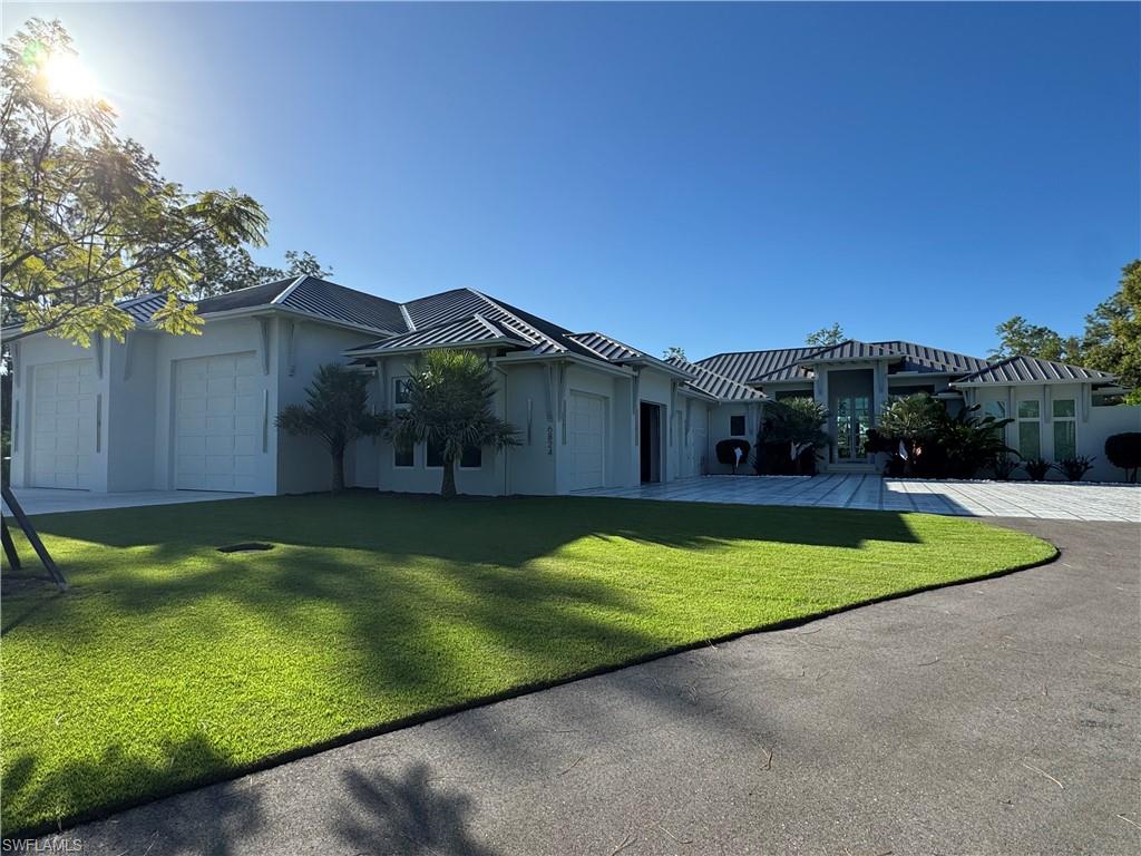 LIVINGSTON WOODS - Residential