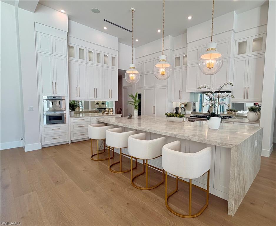 LIVINGSTON WOODS - Residential