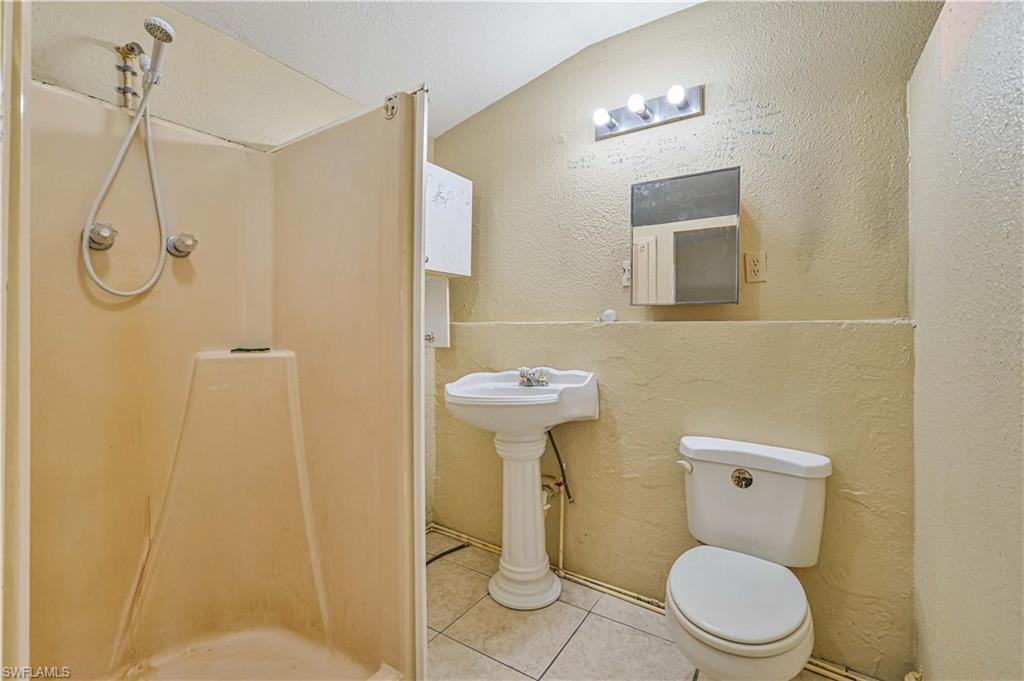 HIGHLANDS ADD TO ALVA - Residential