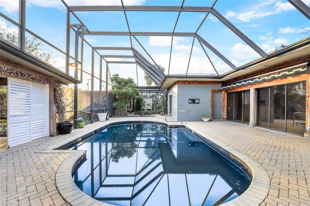 OLDE NAPLES - Residential