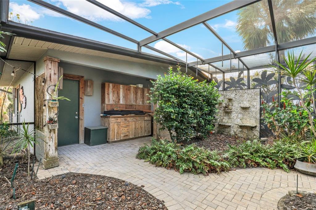 OLDE NAPLES - Residential