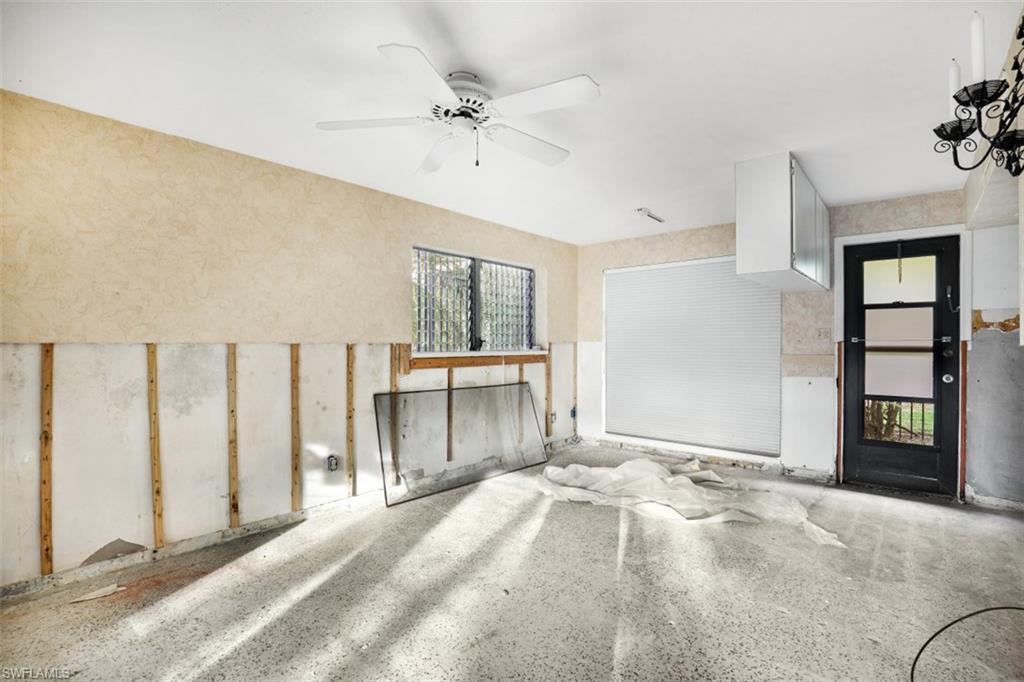 OLDE NAPLES - Residential