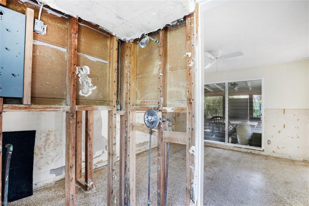 OLDE NAPLES - Residential