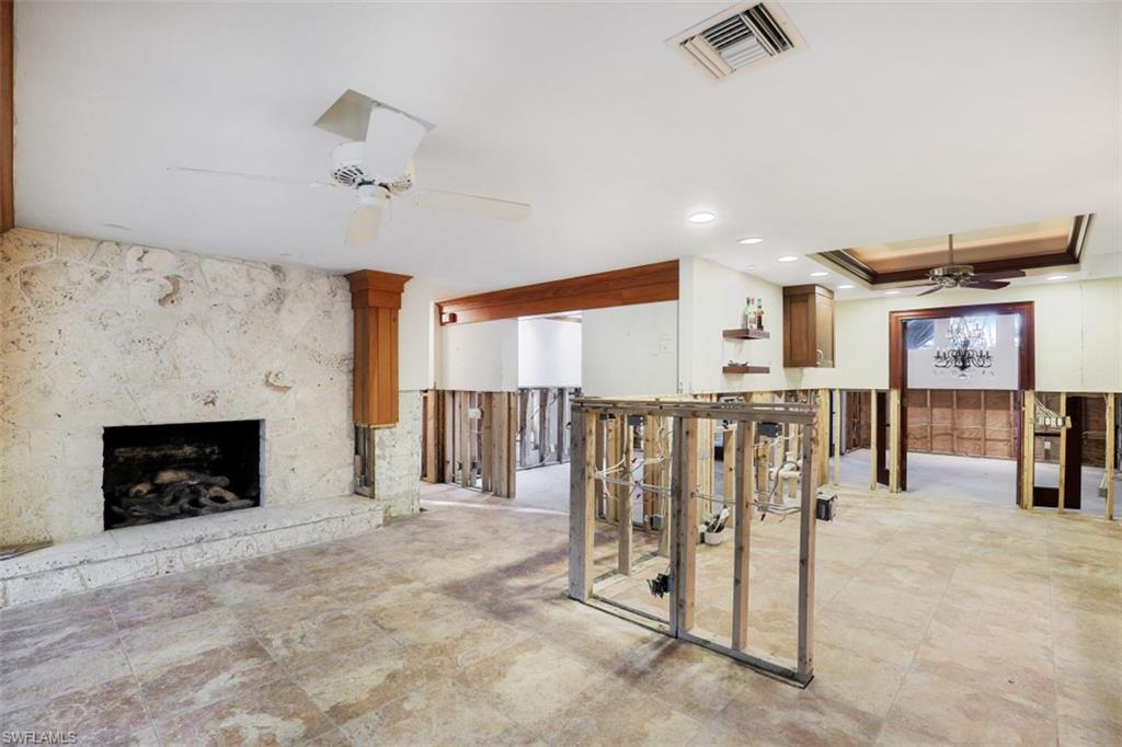 OLDE NAPLES - Residential