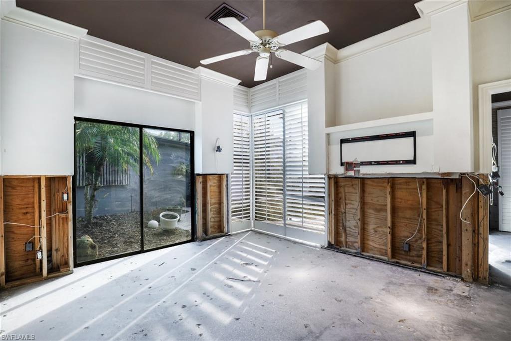 OLDE NAPLES - Residential