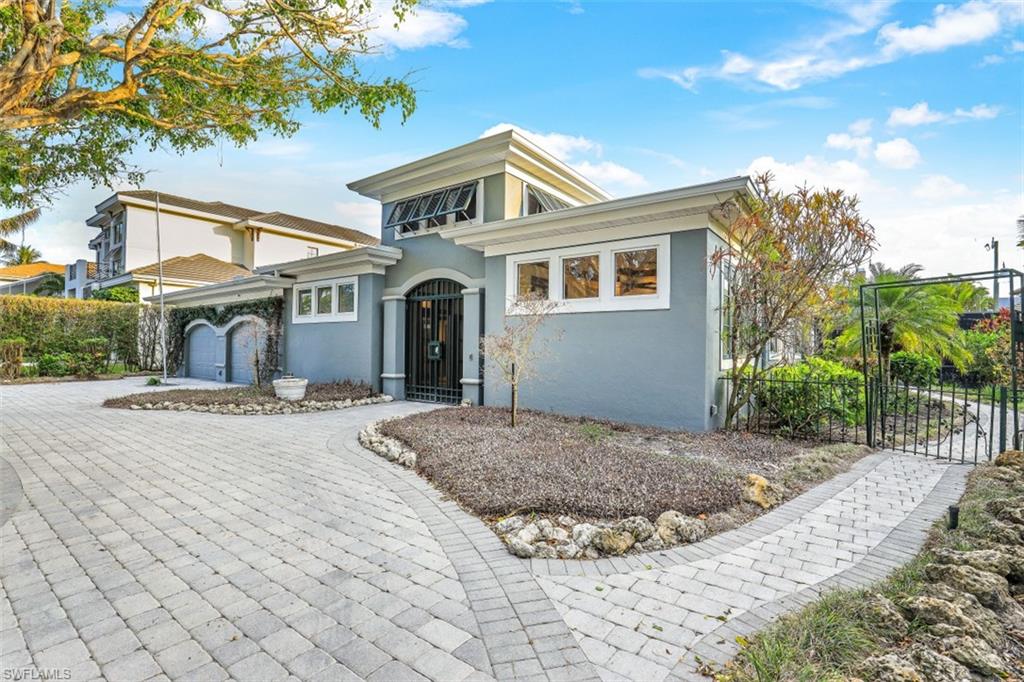 OLDE NAPLES - Residential