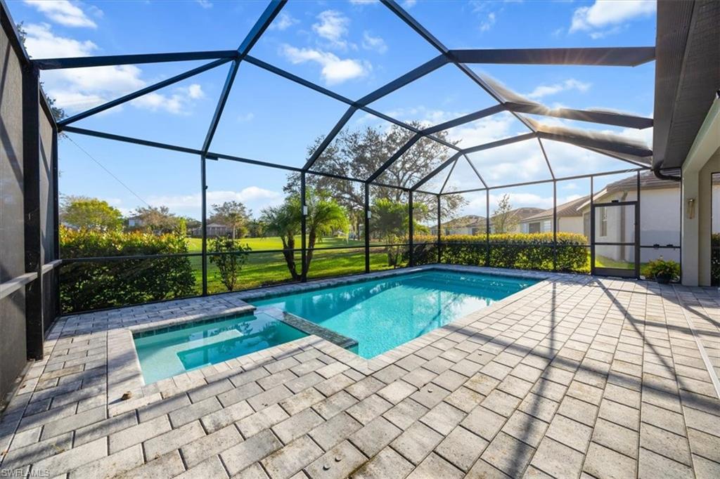 VALENCIA COUNTRY CLUB - Residential