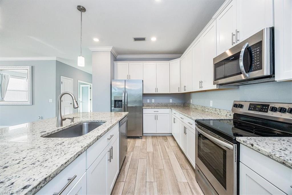 VALENCIA COUNTRY CLUB - Residential