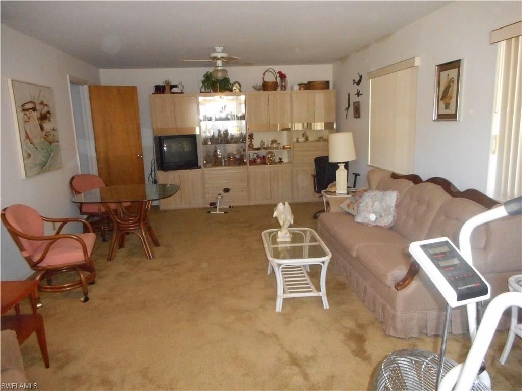 SAN CARLOS PARK - Residential
