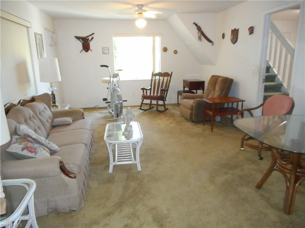 SAN CARLOS PARK - Residential