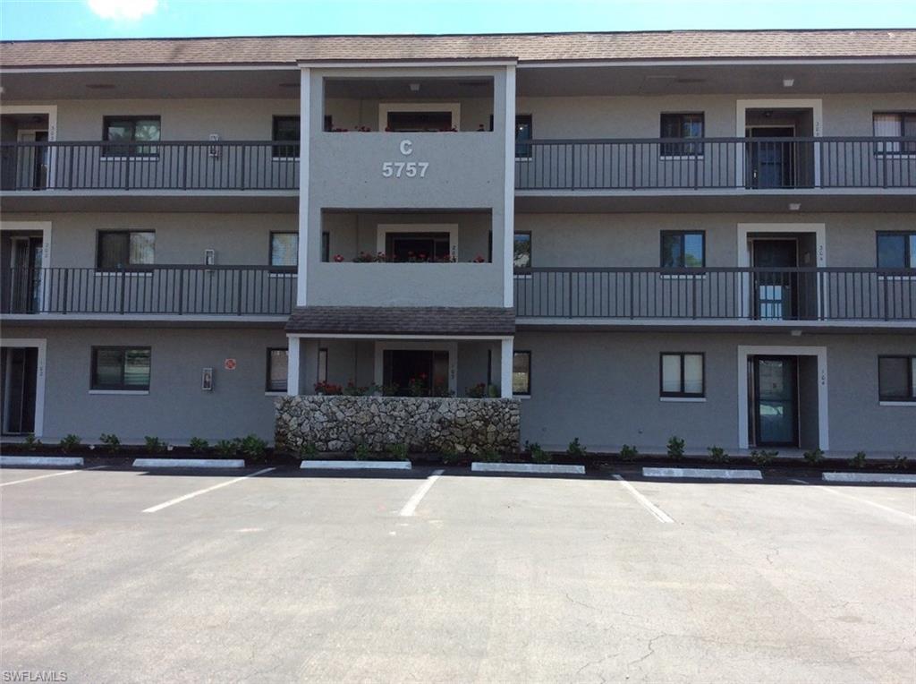 AUGUSTA COURT - Residential