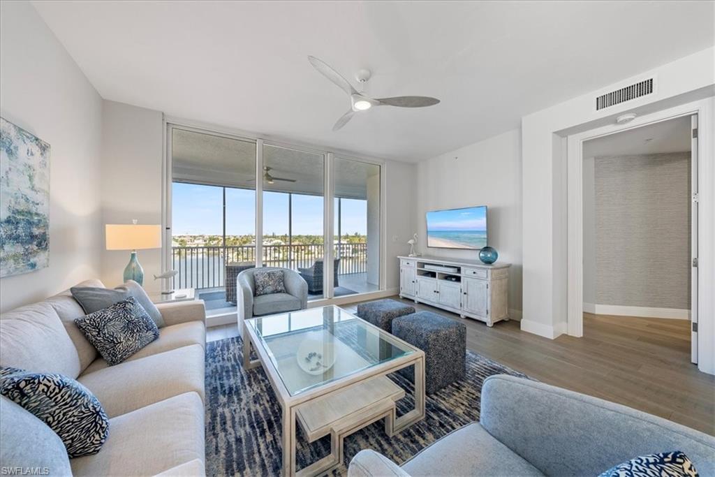 REGATTA - Residential