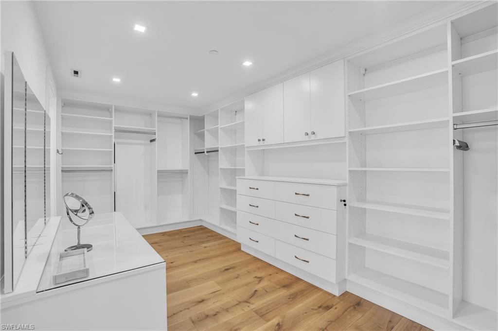 KALEA BAY TOWER 100 - Residential