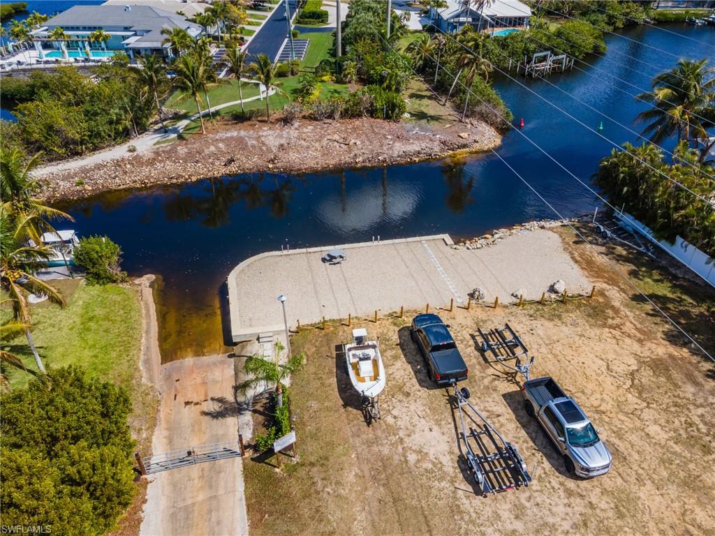 ISLAND PARK WOODLANDS - Residential