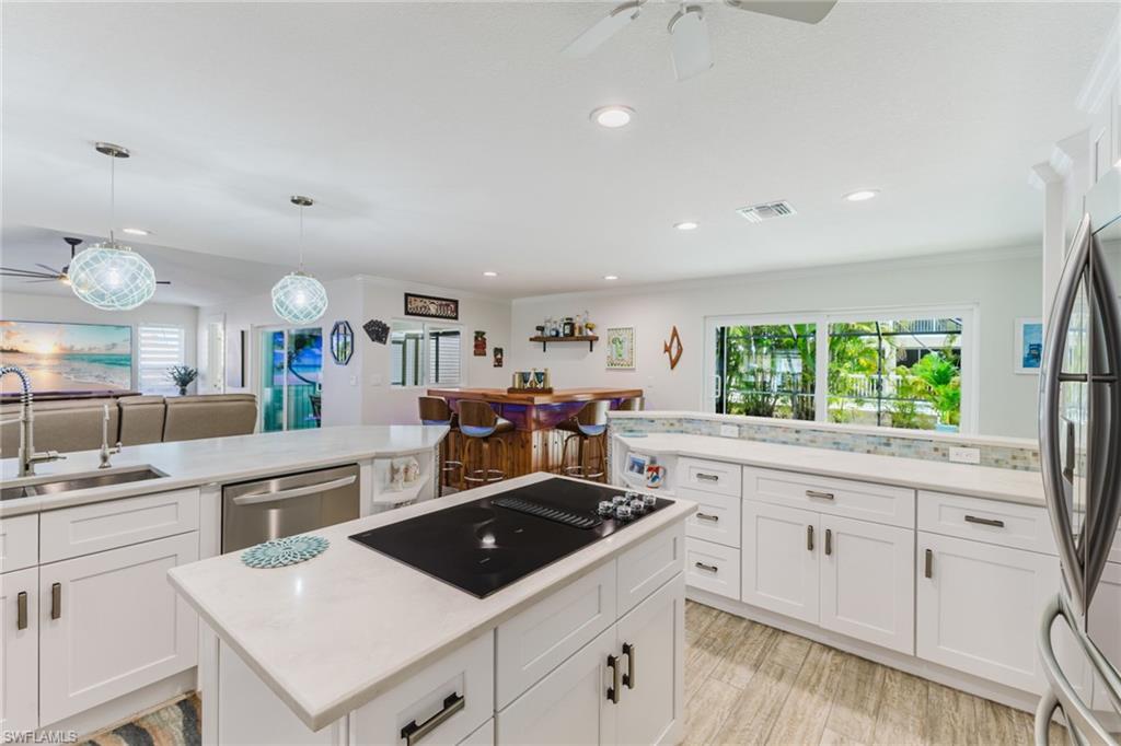 ISLAND PARK WOODLANDS - Residential