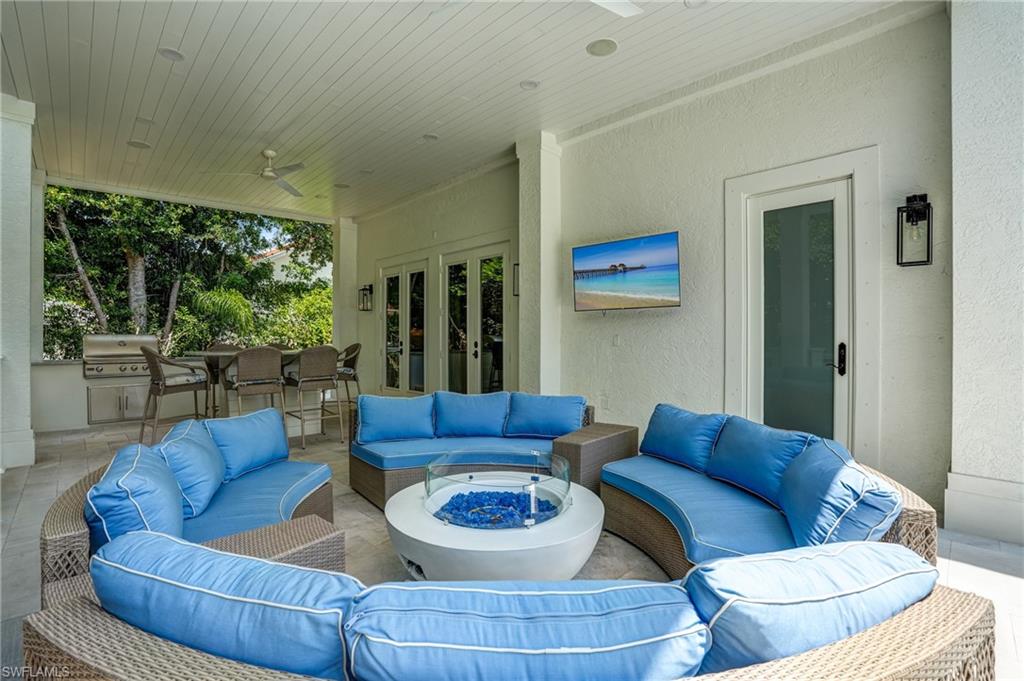 MONTEREY - Residential