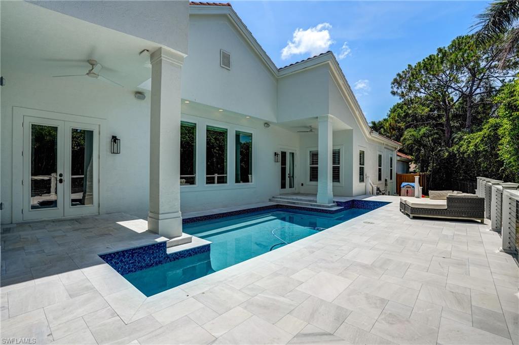 MONTEREY - Residential