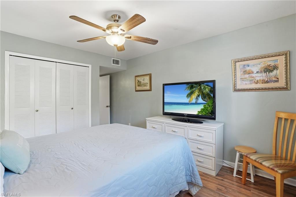 COUNTRY PINES CONDO - Residential