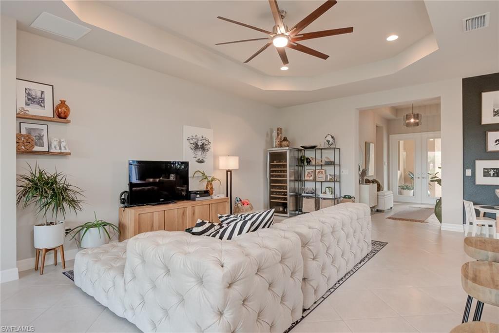 MARINA BAY - Residential