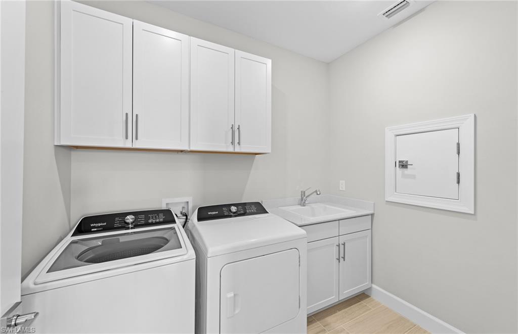 DEL WEBB OAK CREEK - Residential