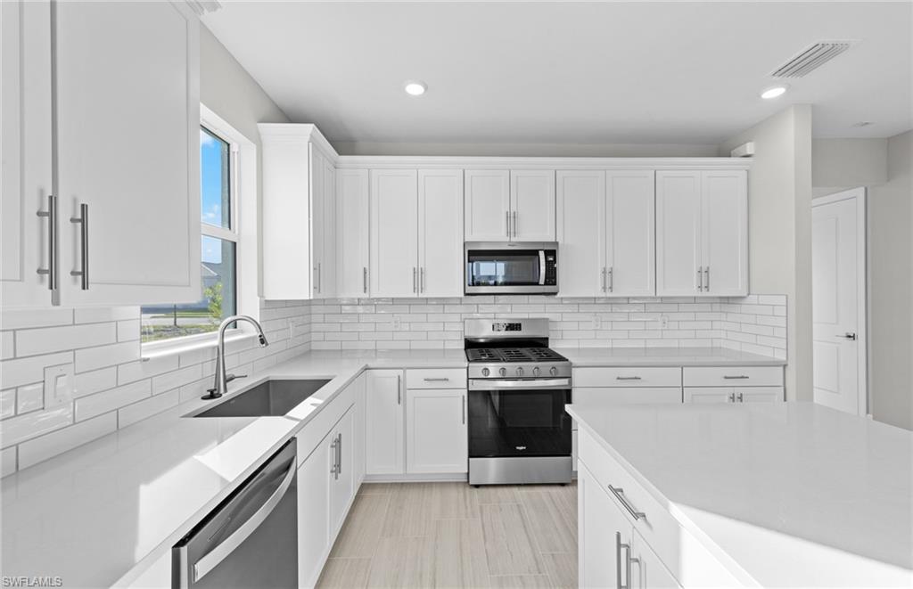 DEL WEBB OAK CREEK - Residential