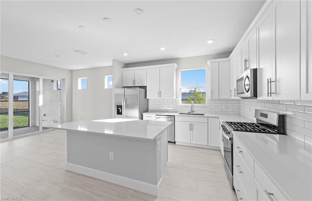 DEL WEBB OAK CREEK - Residential