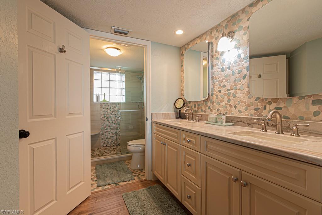 HICKORY BAY WEST - Residential