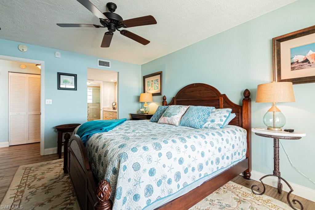 HICKORY BAY WEST - Residential