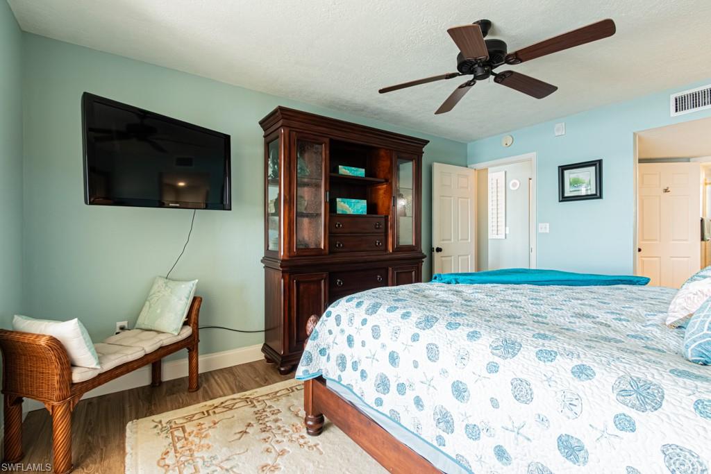 HICKORY BAY WEST - Residential