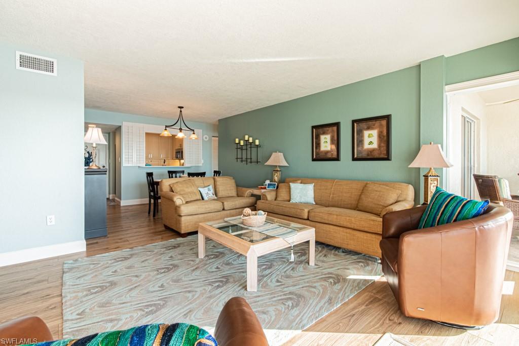 HICKORY BAY WEST - Residential