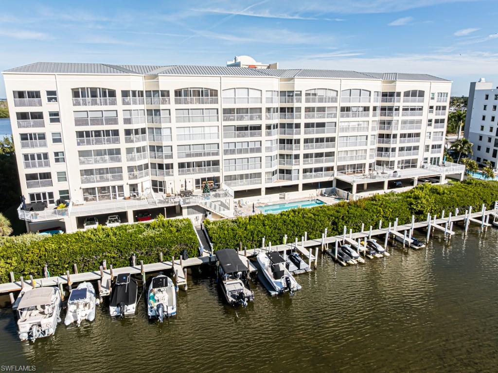 HICKORY BAY WEST - Residential