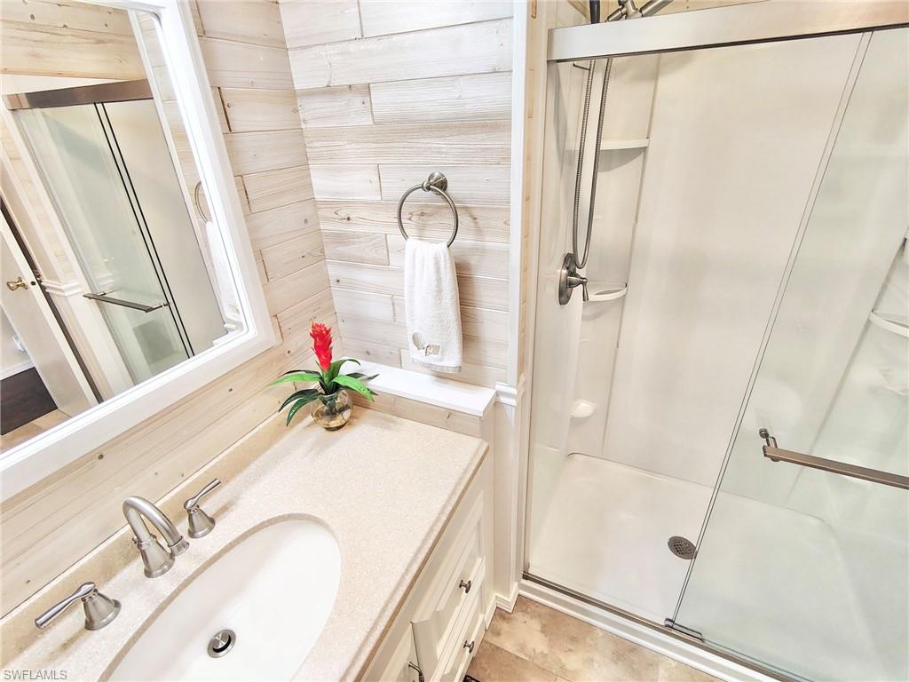 IMPERIAL HARBOR - Residential