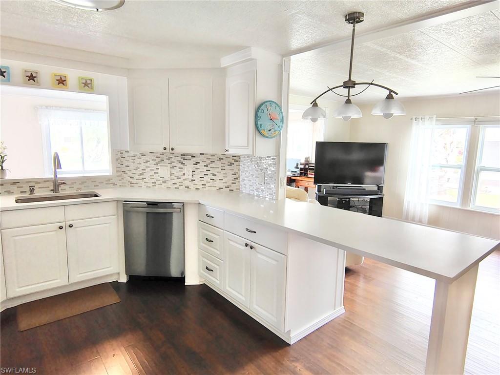 IMPERIAL HARBOR - Residential