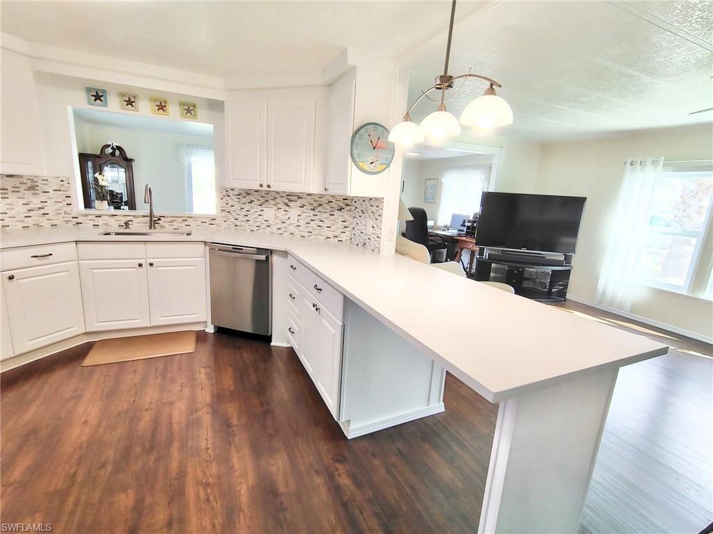 IMPERIAL HARBOR - Residential