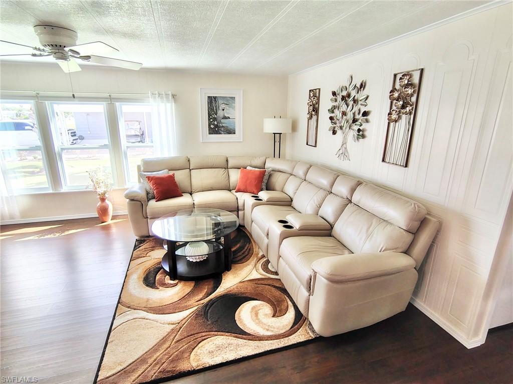 IMPERIAL HARBOR - Residential