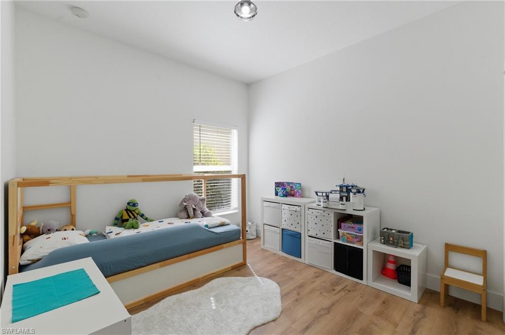 SANDOVAL - Residential