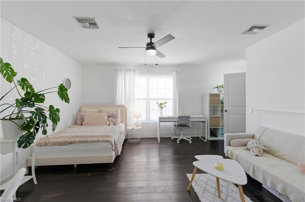 SANDOVAL - Residential