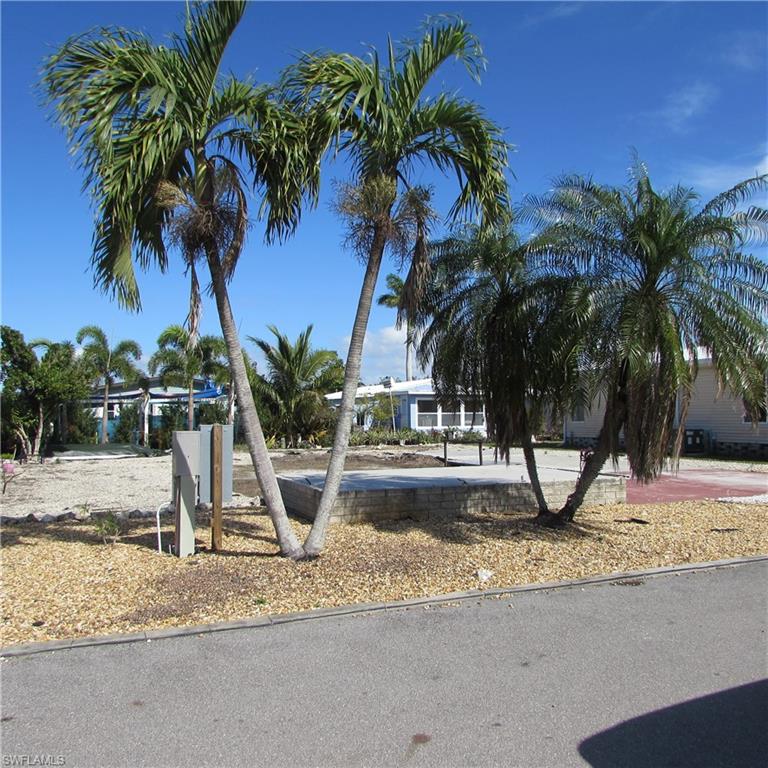 PINE ISLAND COVE - Land