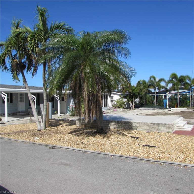 PINE ISLAND COVE - Land