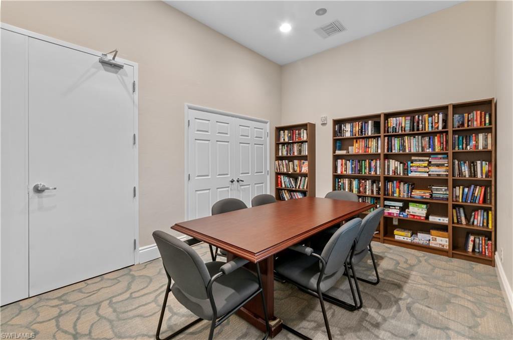 RUM BAY - Residential