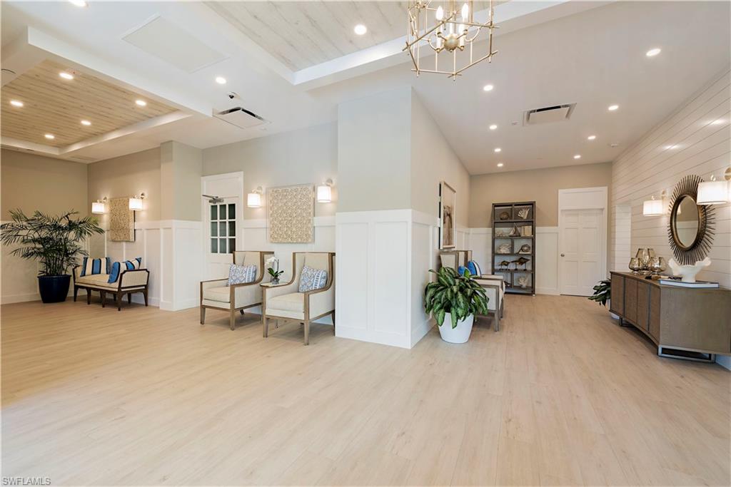 ST TROPEZ - Residential