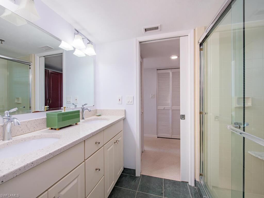 ST TROPEZ - Residential