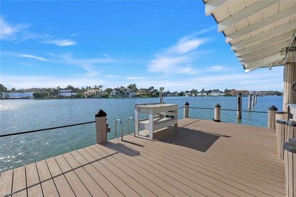 3400 GULF SHORE BLVD N APT B4, NAPLES, FL 34103 - Image 05bdae85a8aafcbdde3d0dc7e44f69a9/733399543